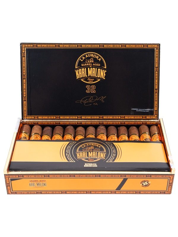 La Aurora Barrel Aged by Karl Malone Robusto